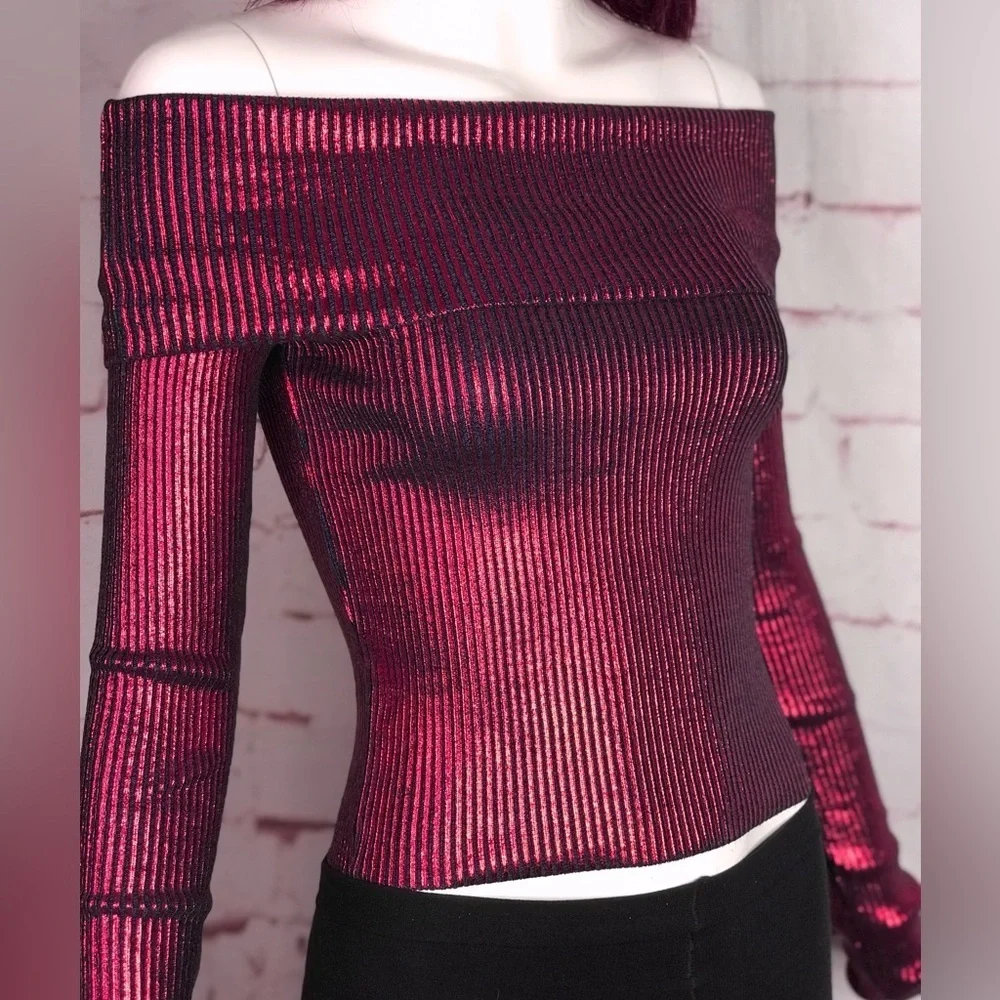 NEW ZARA XS Off the Shoulder Red Metallic Knit Foil Stretch Top NEW WITH TAG - Picture 2 of 15